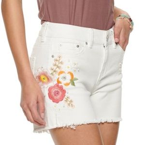 Juniors Indigo Rein Embroidered Denim Shorts